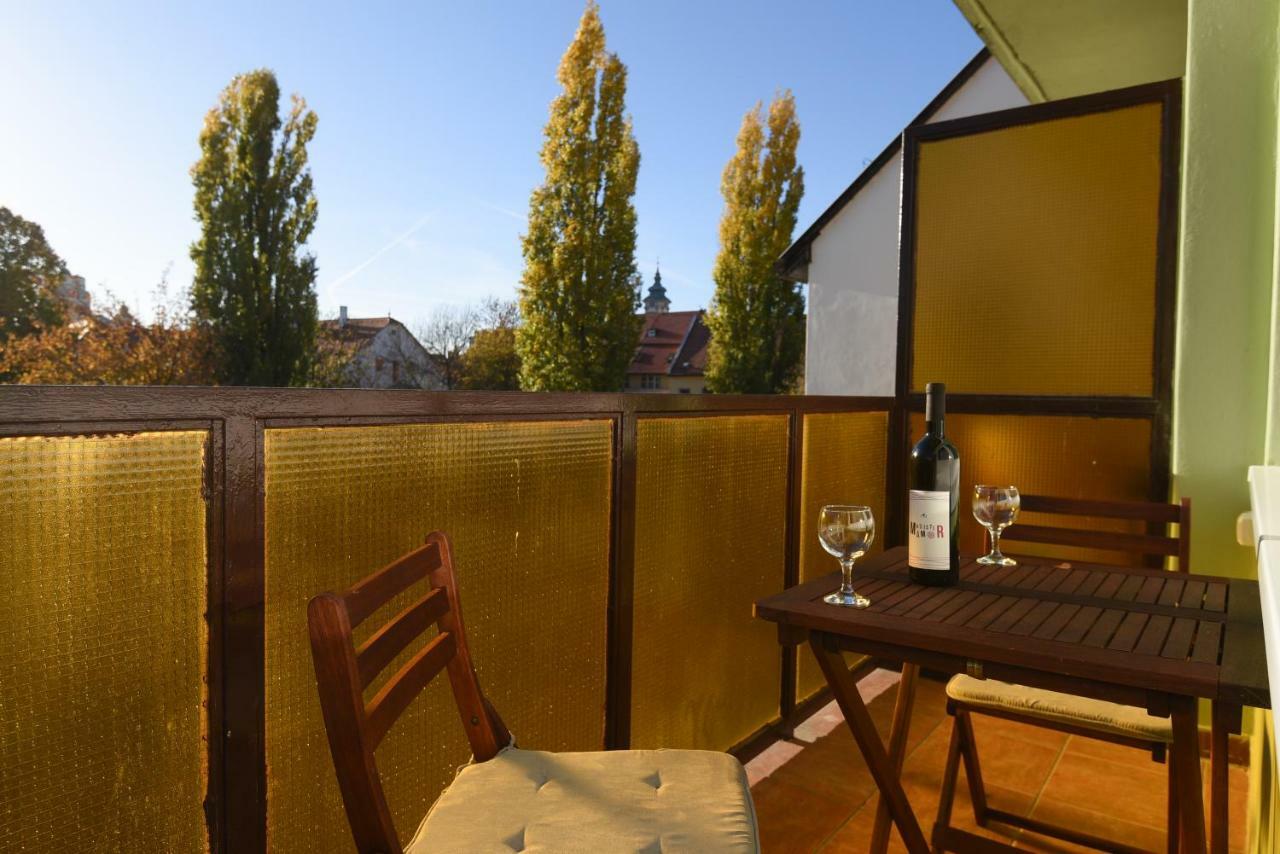 Vitalis Apartman Eger Extérieur photo