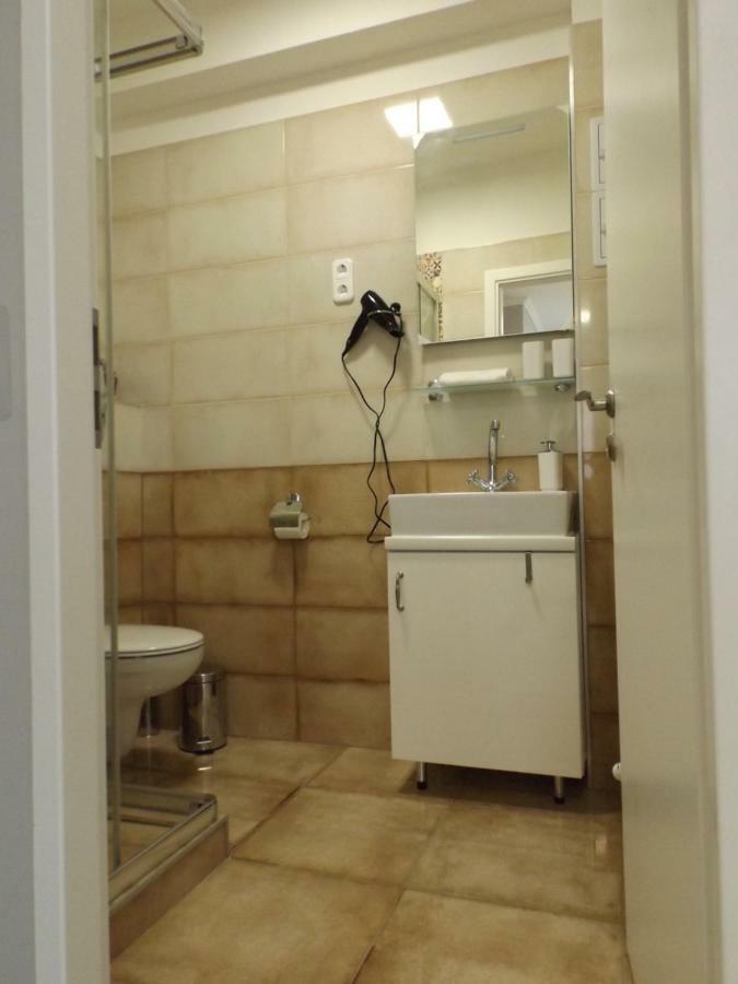 Vitalis Apartman Eger Extérieur photo